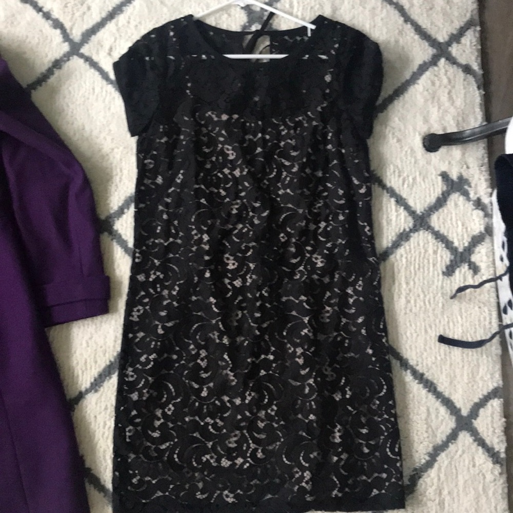 Black Lace Cap Sleeve Loft Dress